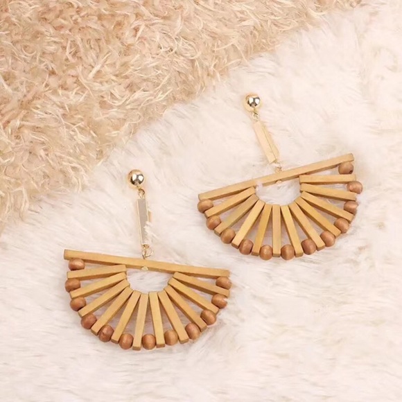 Giana Getaway Wooden  Circle Drop Earrings - Picture 6 of 6